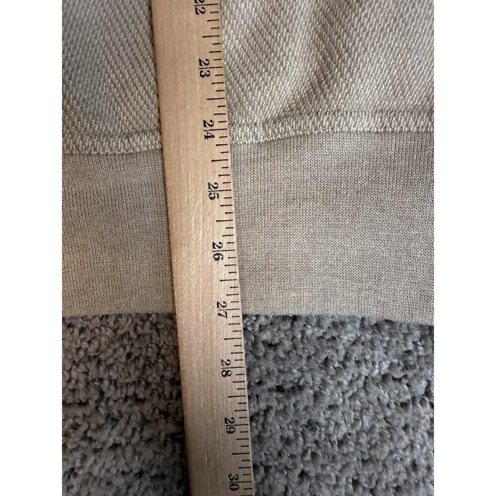Orvis Sweater Mens M Beige Crew Neck Elbow Patches Crewneck Pullover Logo